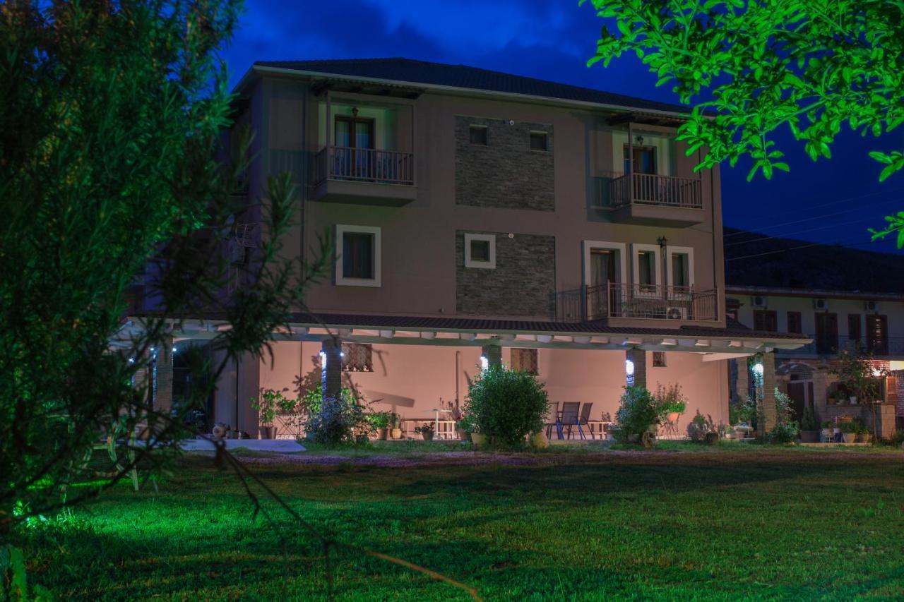 Akrolimnion Hotel Ioannina Exterior photo